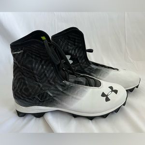 Under Armour Football cleats, like new, worn once and outgrown!